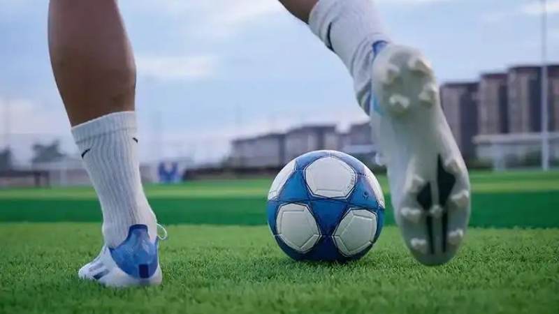 bsports必一运动青训课程服务配图：青少年分组训练
